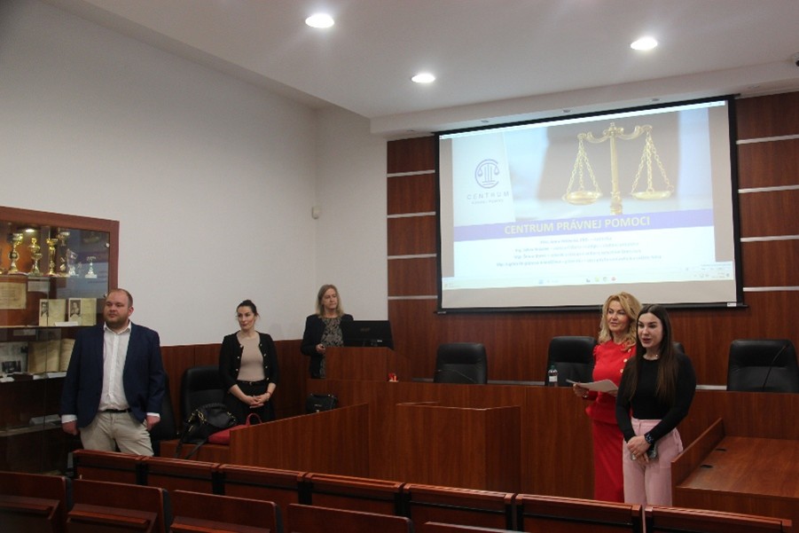 PrF UK Bratislava_Deň príležitostí_2.jpg