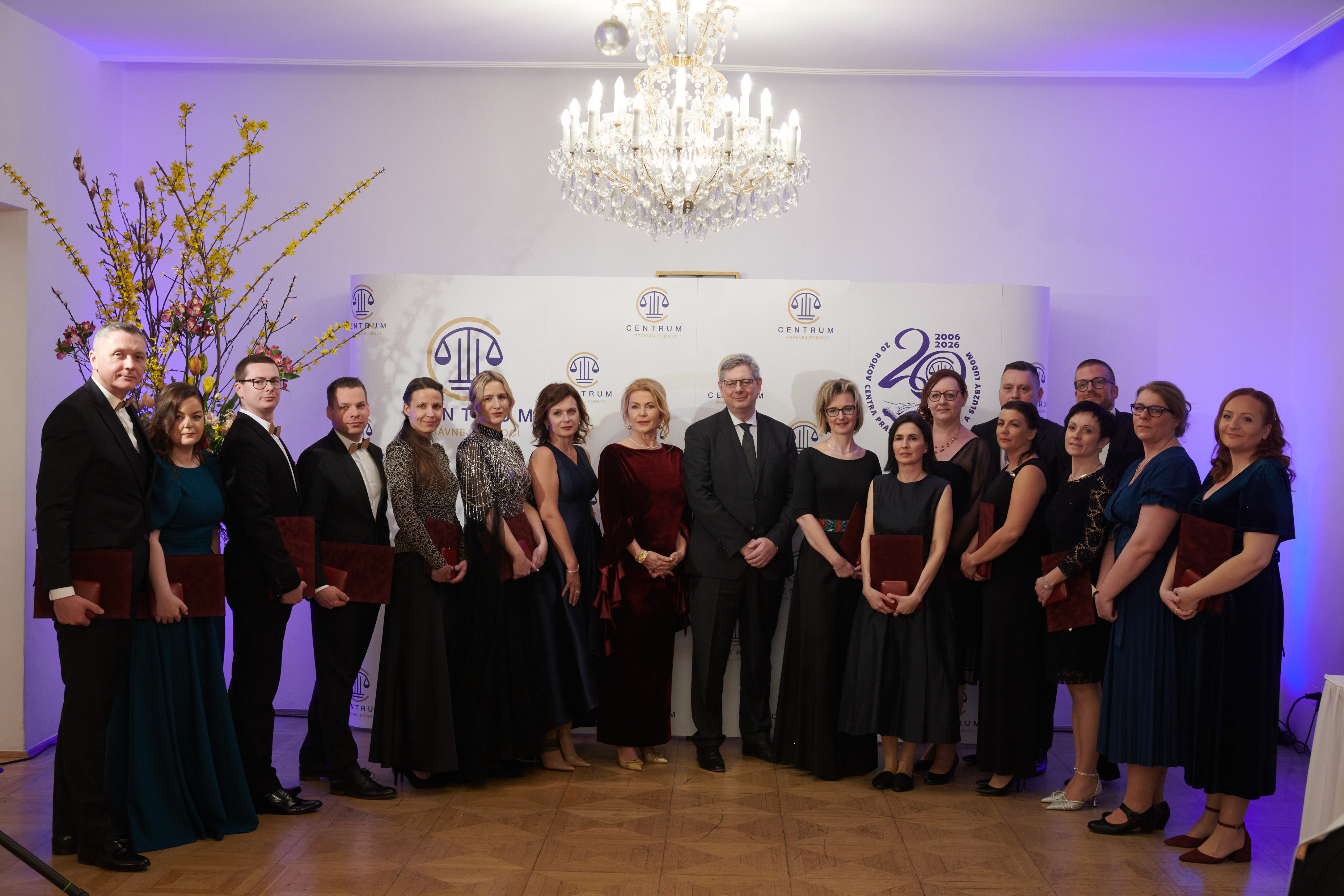 Sl&aacute;vnostn&yacute; galavečer Centra pr&aacute;vnej pomoci_1.jpg